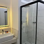 Kt & Hotel